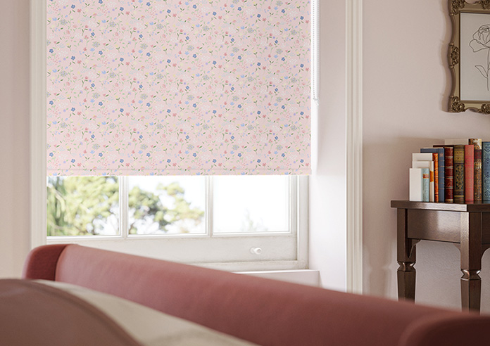 Cottage Garden, Petal Pink - Roller Blind - Image 5